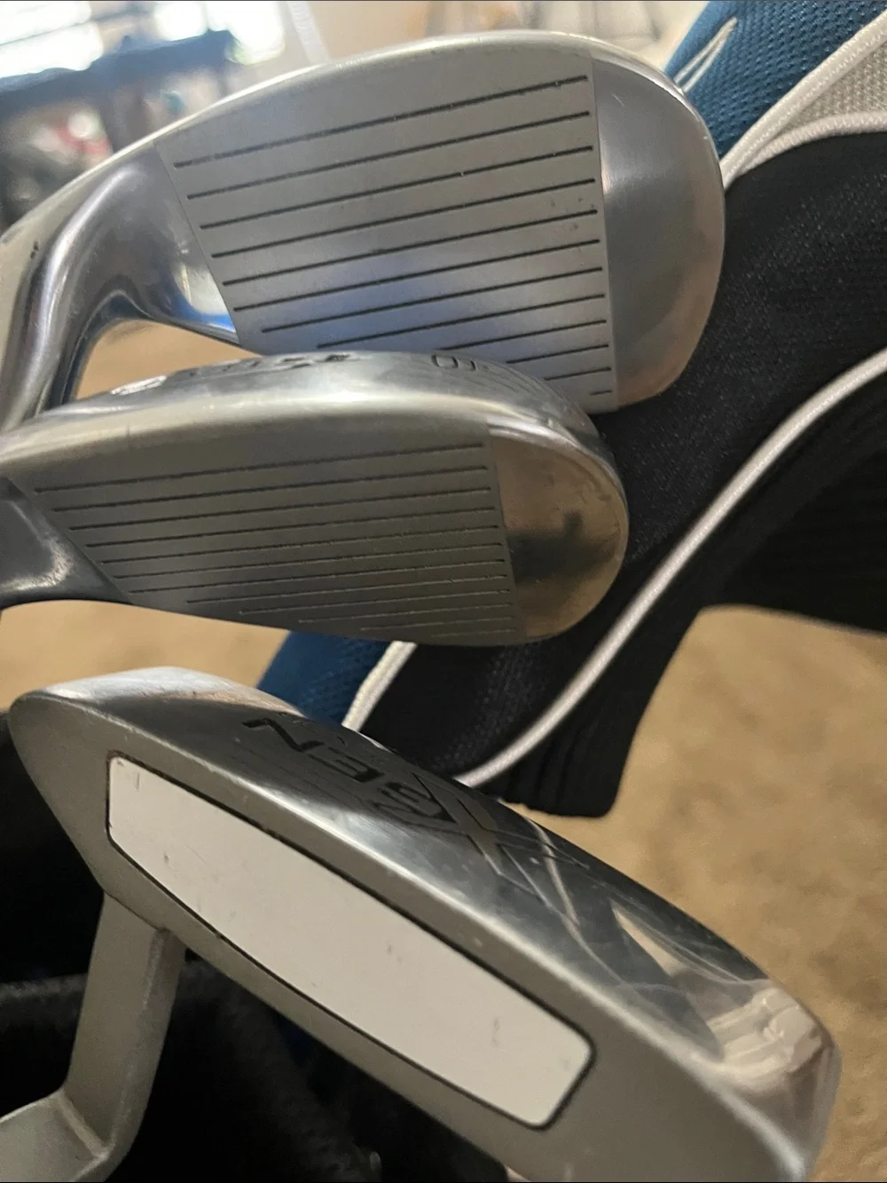 XGEN TiTech Junior Golf Set Blue and Black Stand Golf Bag with Headcovers
